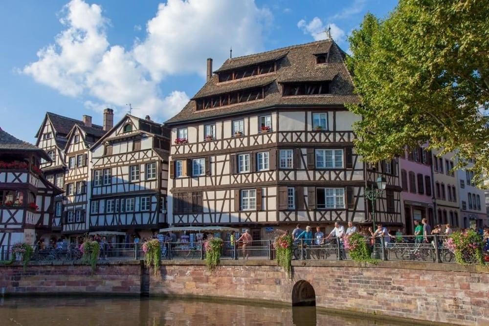 Hotel & Spa Le Bouclier D'Or Strasbourg Exterior photo