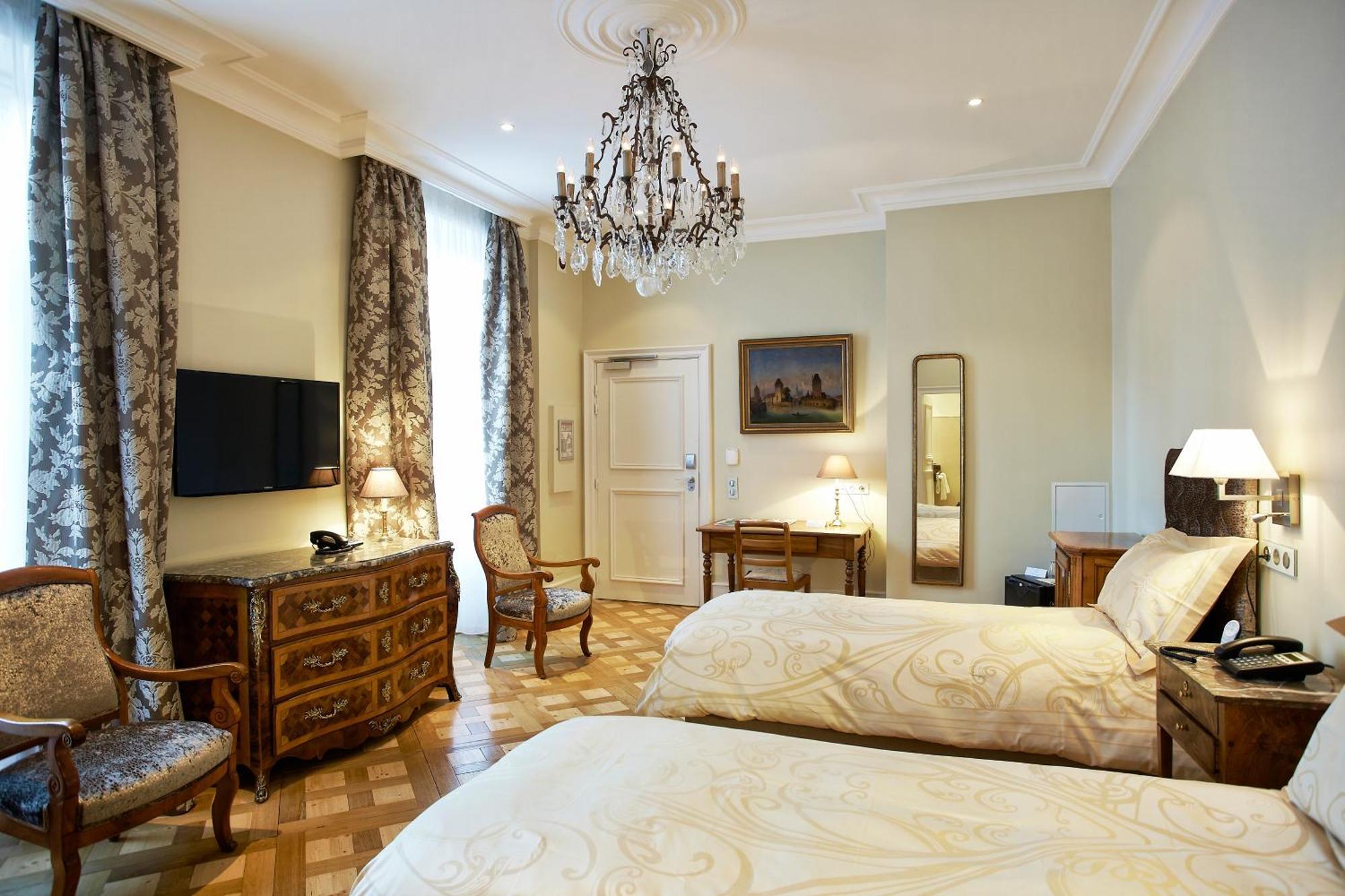 Hotel & Spa Le Bouclier D'Or Strasbourg Exterior photo