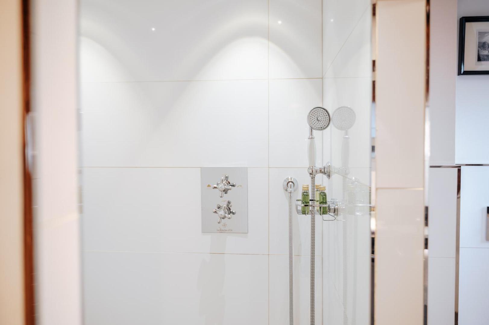 Hotel & Spa Le Bouclier D'Or Strasbourg Exterior photo